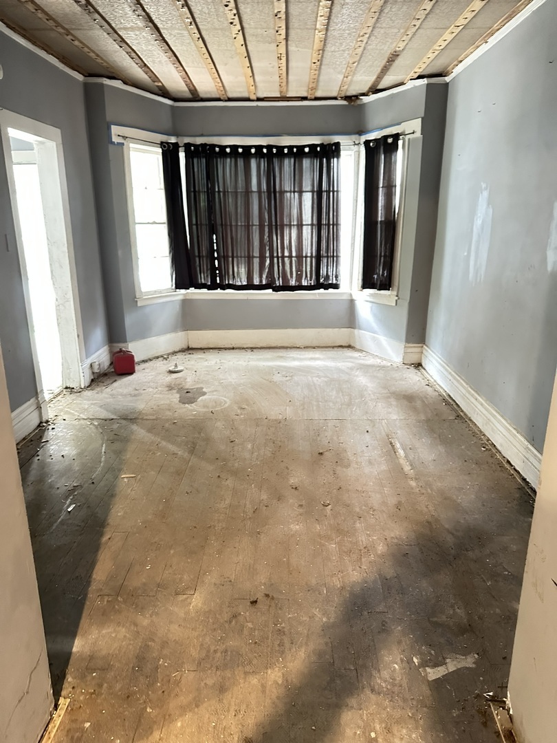 Property Photo:  727 W 47th Place  IL 60609 