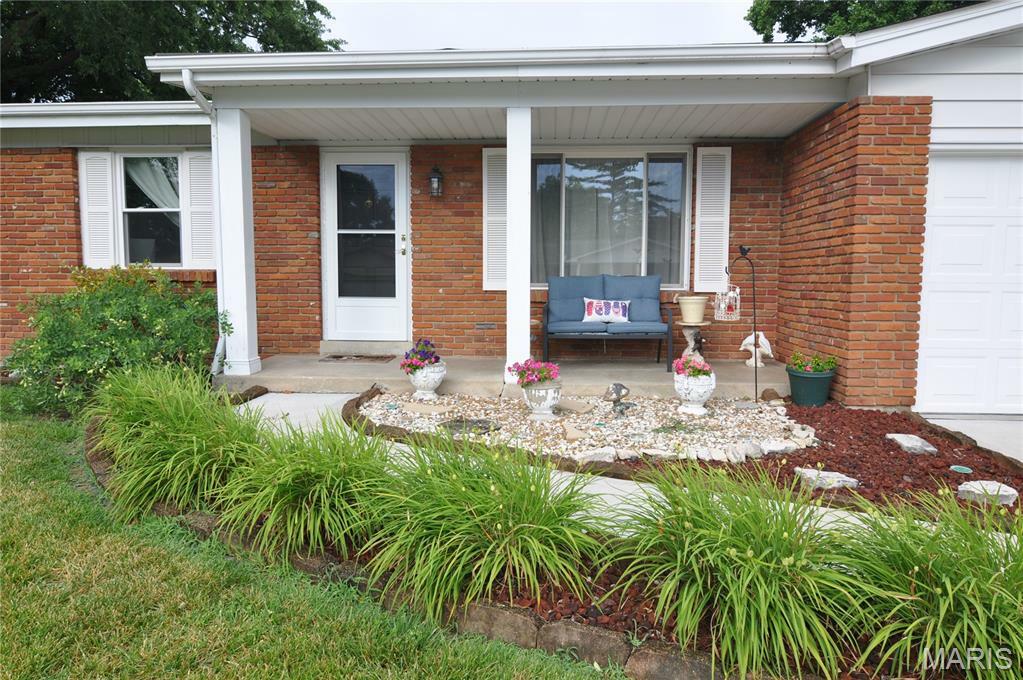 Property Photo: 2808 Olde Worcester Drive MO 63301