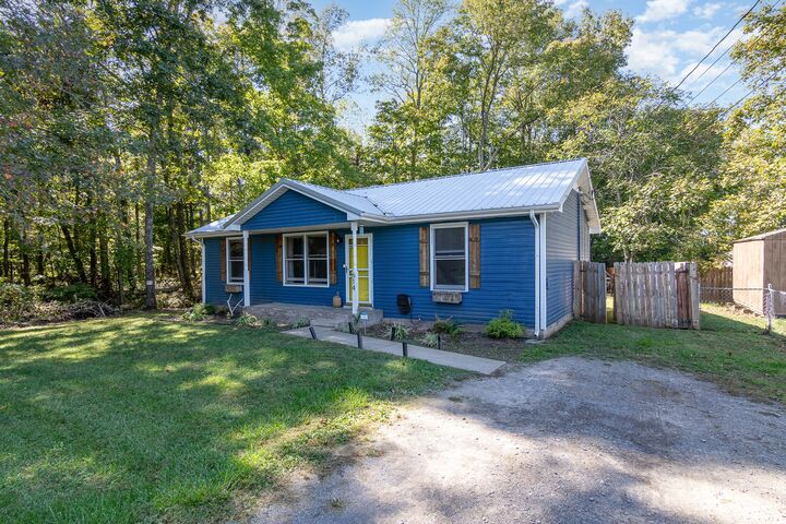 Property Photo: 614 Joshua Dr TN 37042