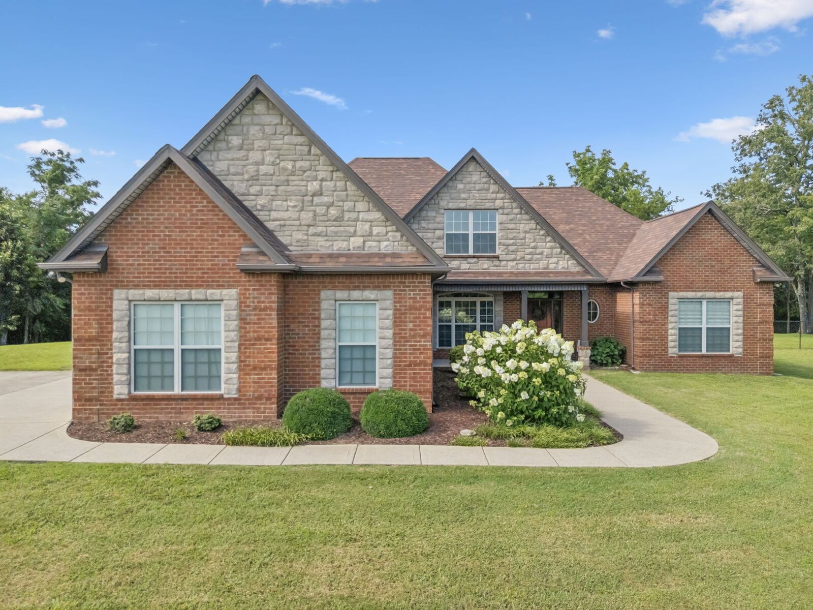 Property Photo: 9944 Spantown Rd TN 37014