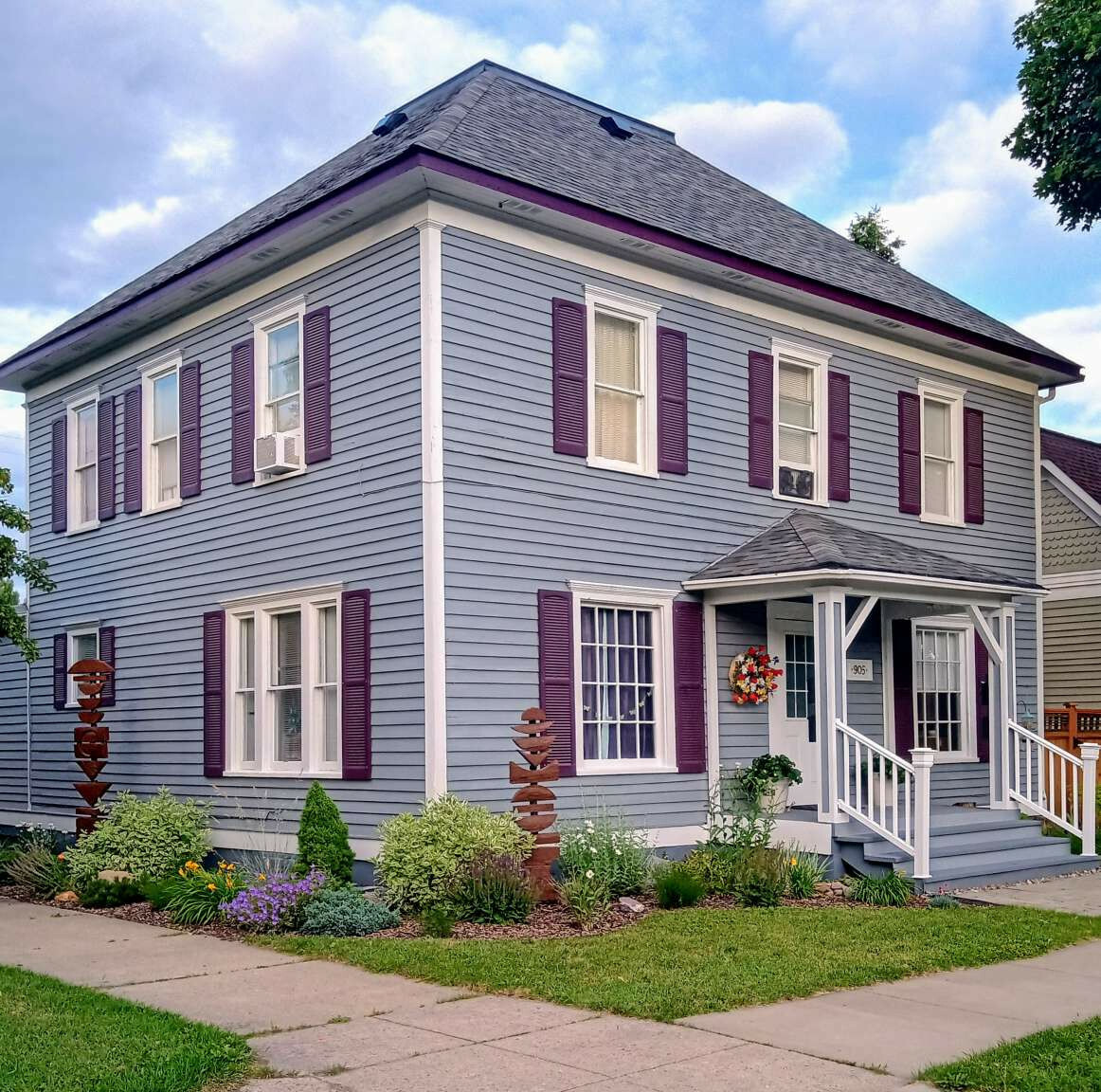 Property Photo:  905 3rd Avenue E  MT 59901 
