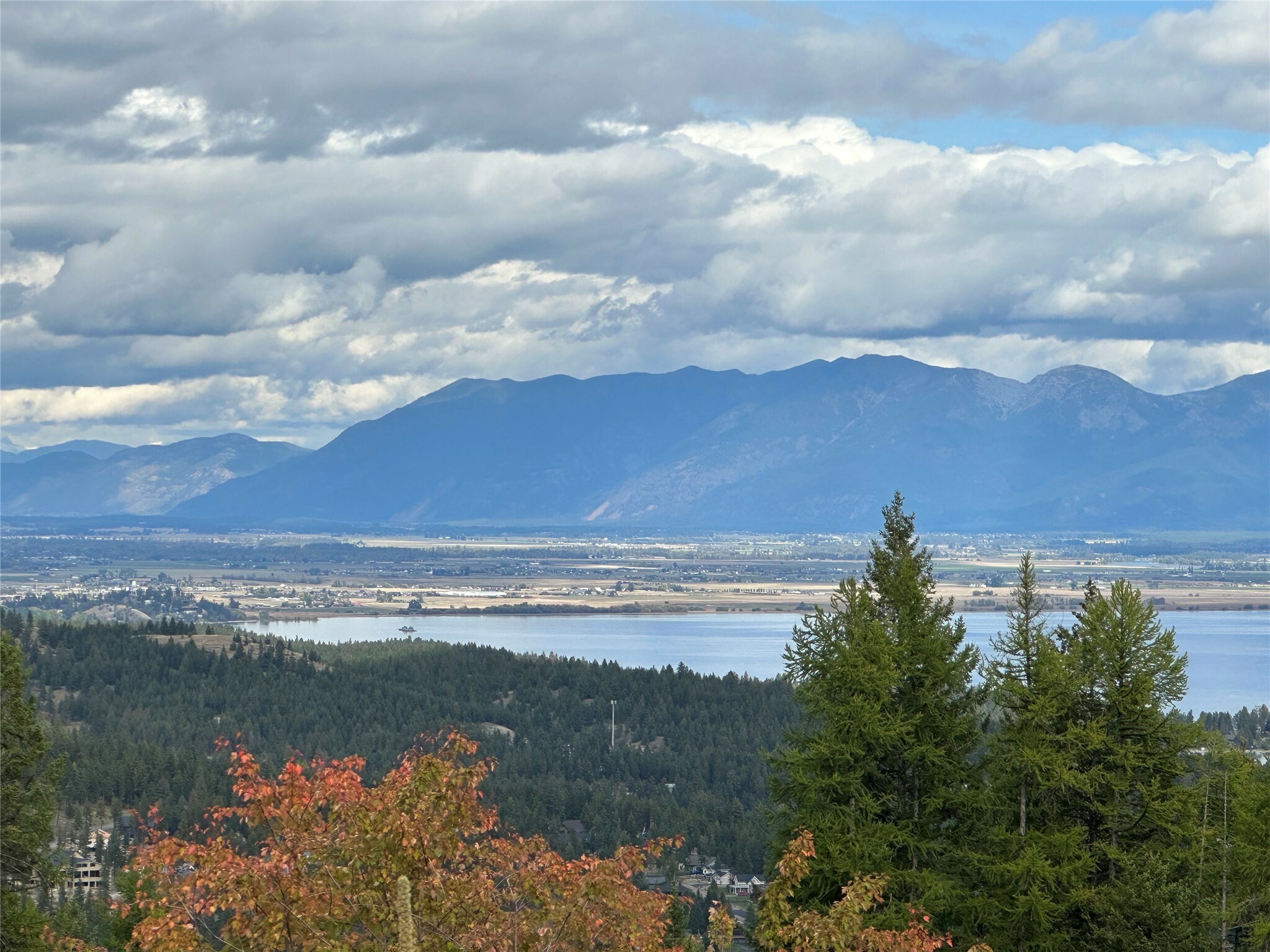 Property Photo: 1085 Alpenglow Drive MT 59922
