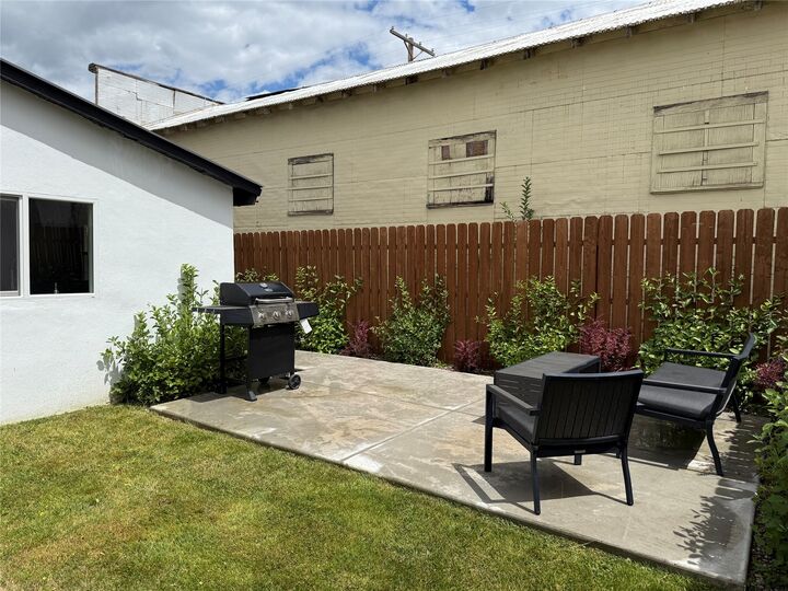 Property Photo:  105 Blaine Street  MT 59865 