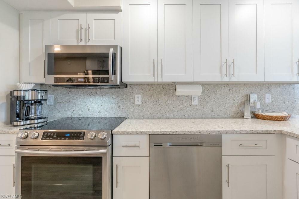 Property Photo: 10 Tampa Pl 403 FL 34145