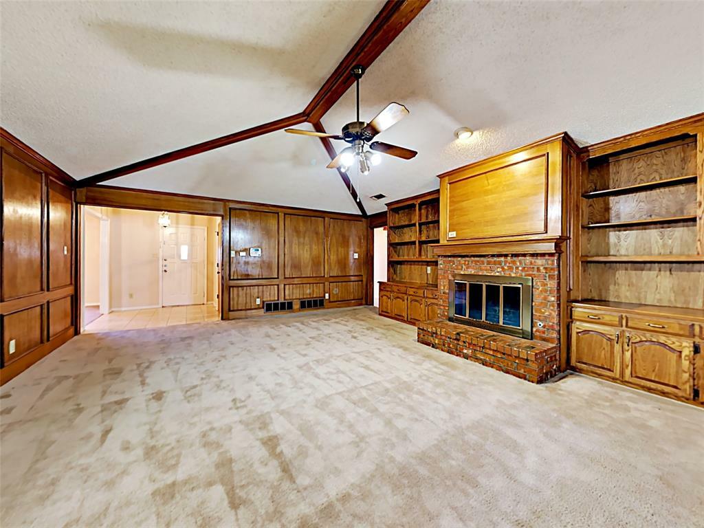 Property Photo: 4724 Berridge Lane TX 75227