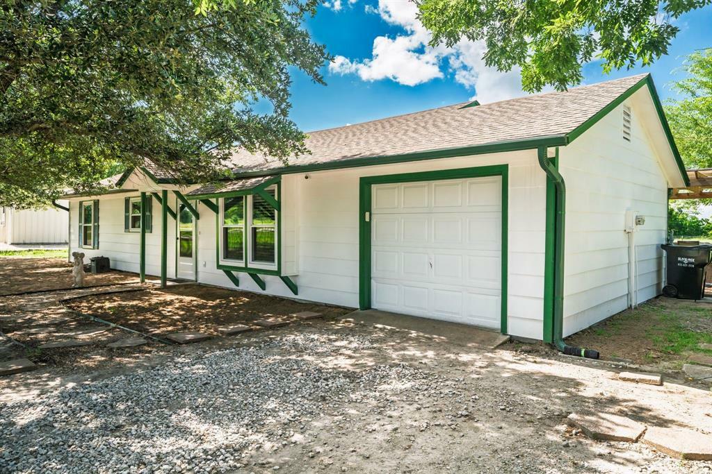 Property Photo: 2242 Fm 1564 TX 75402