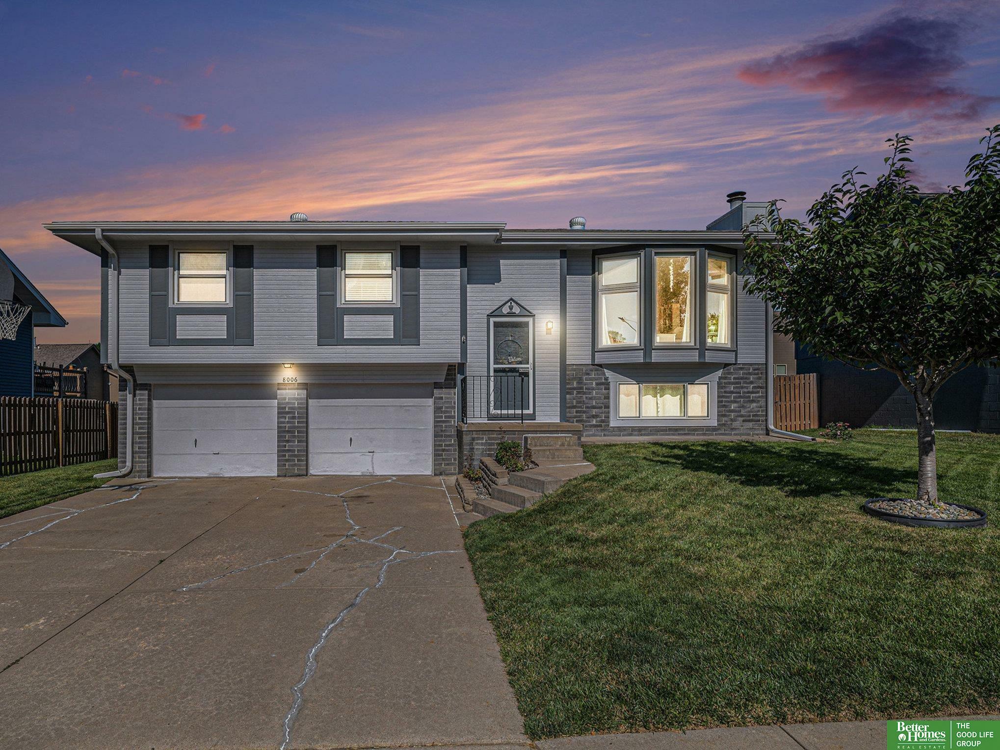 8006 S 154 Street  Omaha NE 68138 photo