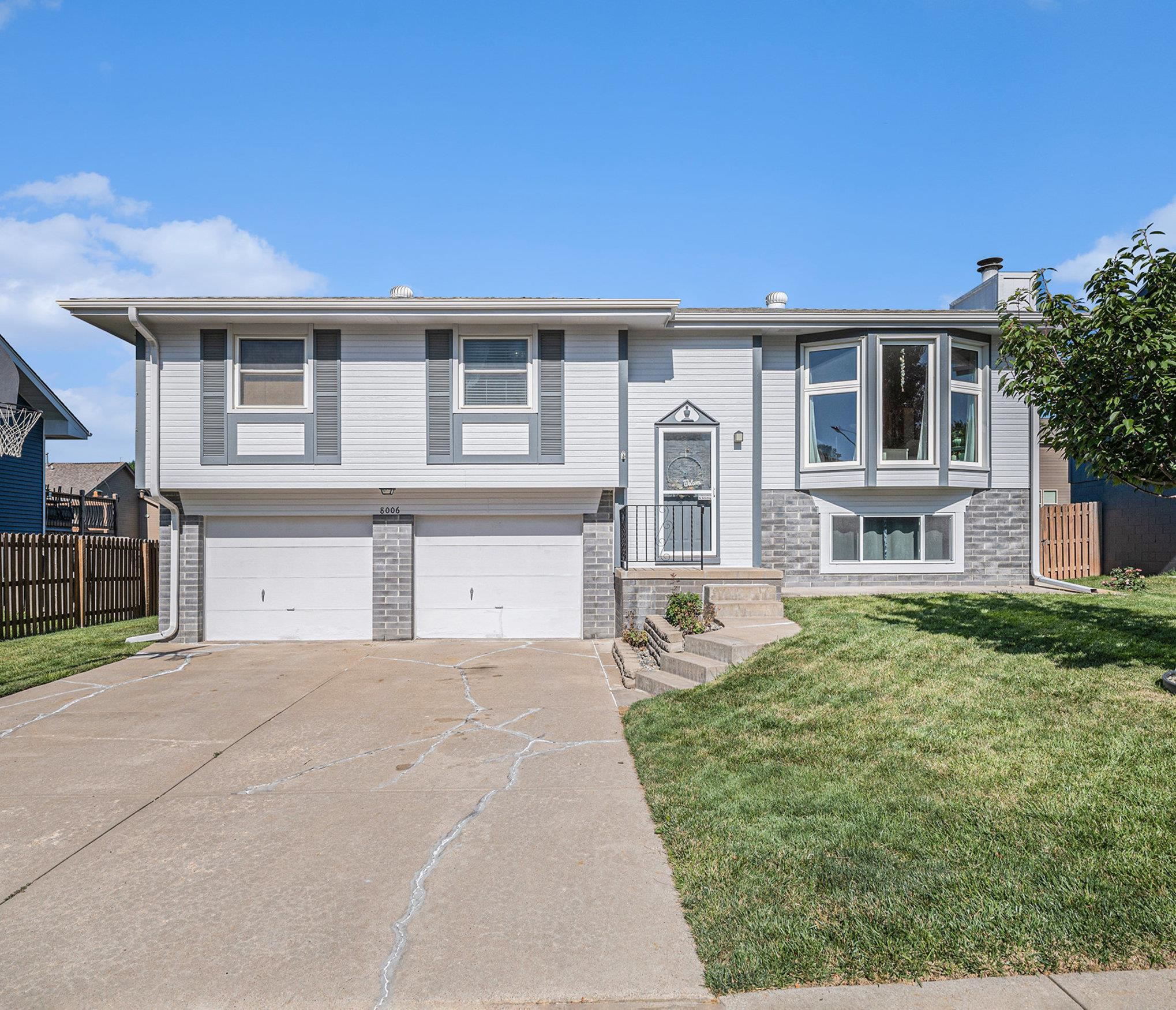 Property Photo: 8006 S 154 Street NE 68138