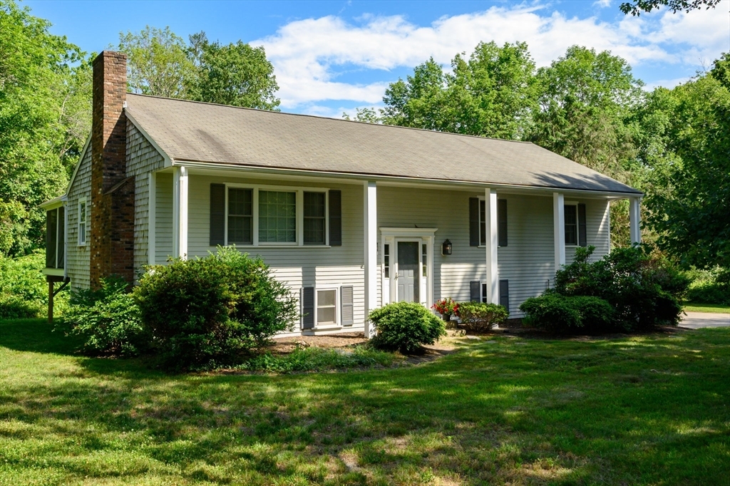 11 Williamsburg Ln  Scituate MA 02066 photo