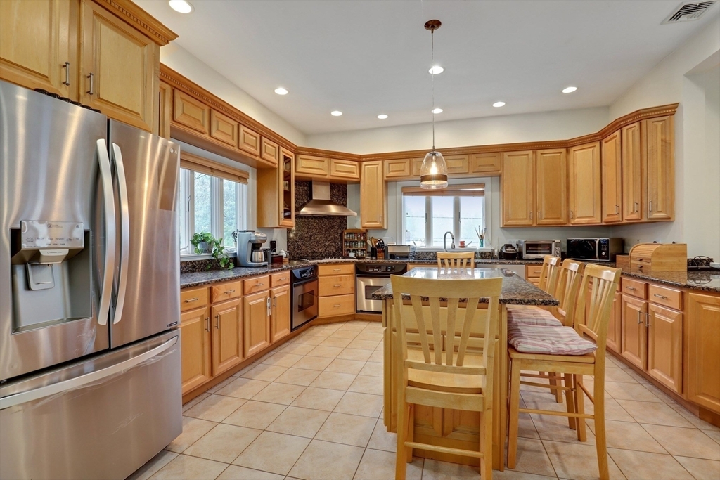 Property Photo:  13 Essex St  MA 01902 