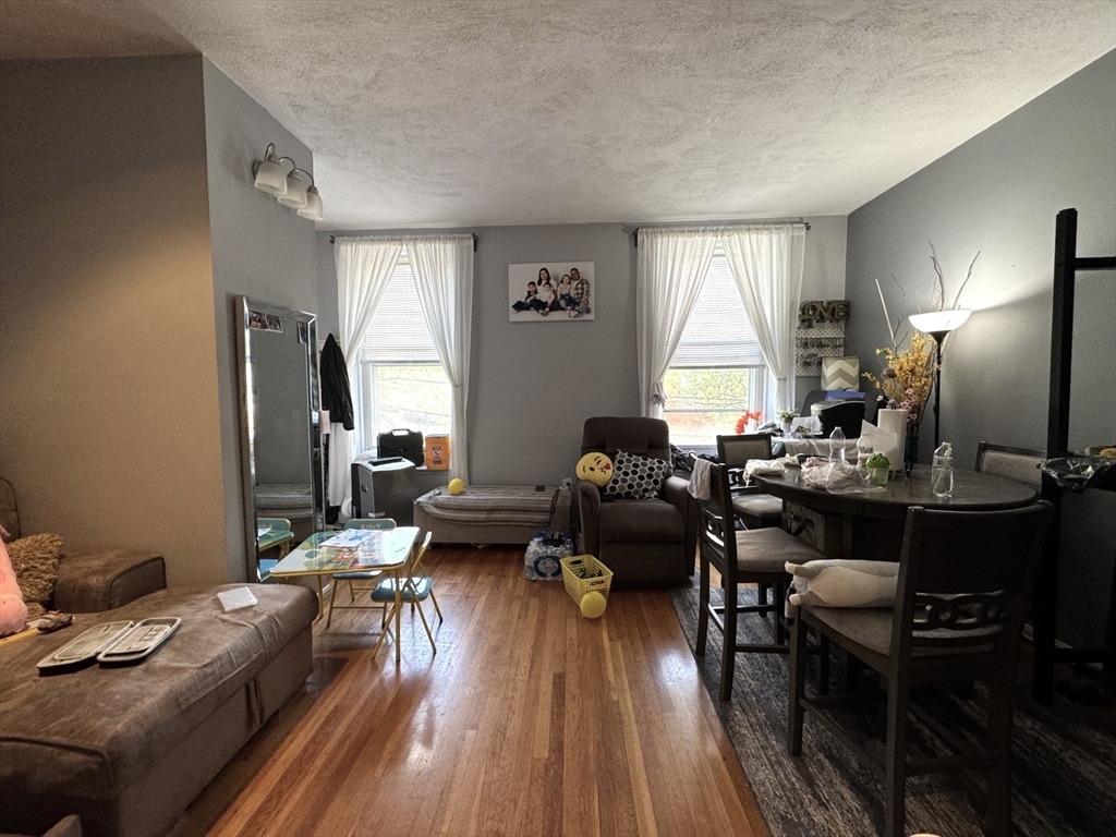 Property Photo:  124 Winnisimmet Street 2  MA 02150 
