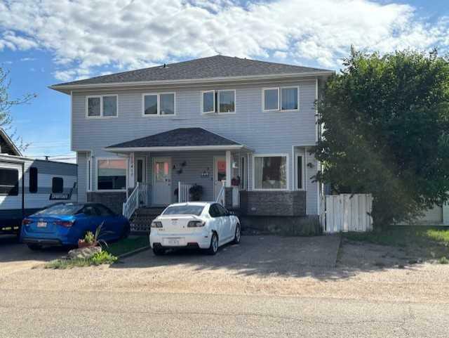 Property Photo: 10417 9 Street AB T8S 1N9