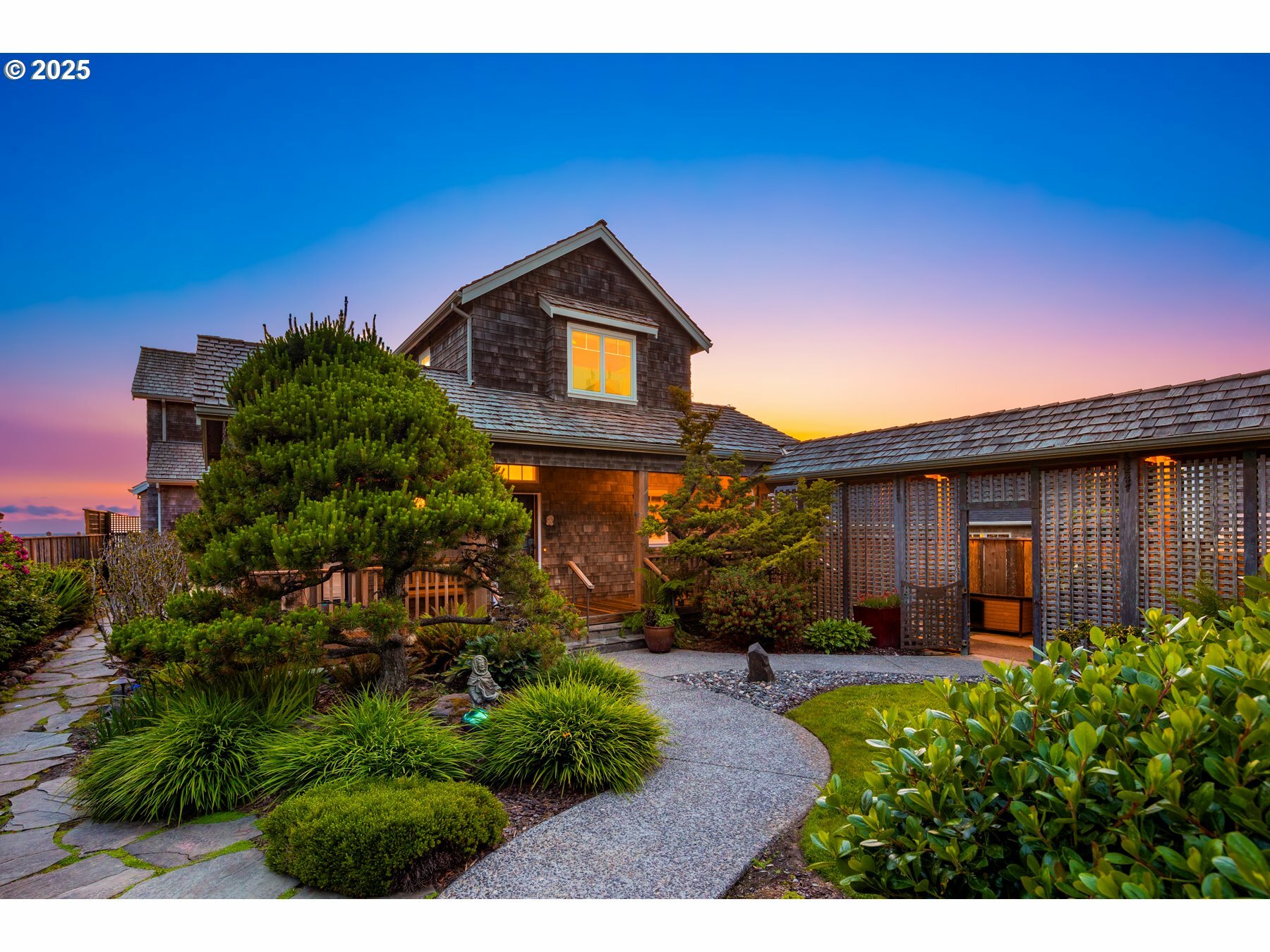 3632 Pacific St  Cannon Beach OR 97110 photo