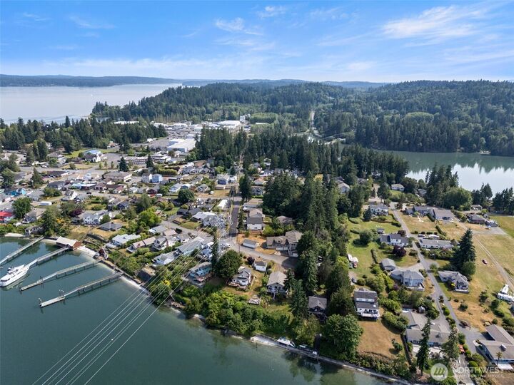 Property Photo: 1645 NE Grandview Boulevard WA 98345