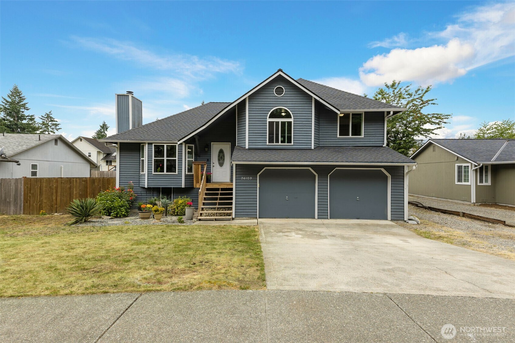 Property Photo: 26109 193rd Place SE WA 98042