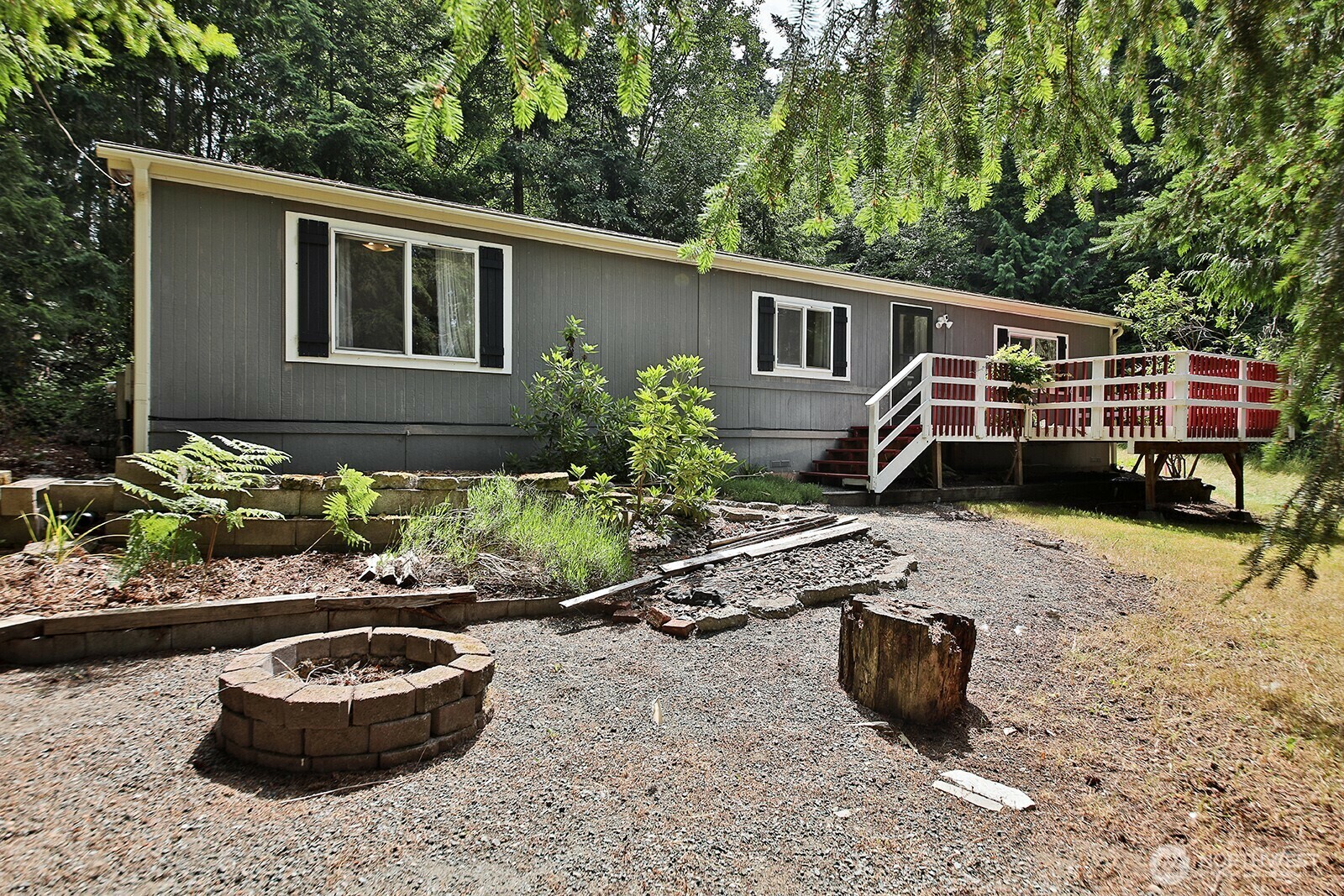 5845  Alpha Lane  Freeland WA 98249 photo