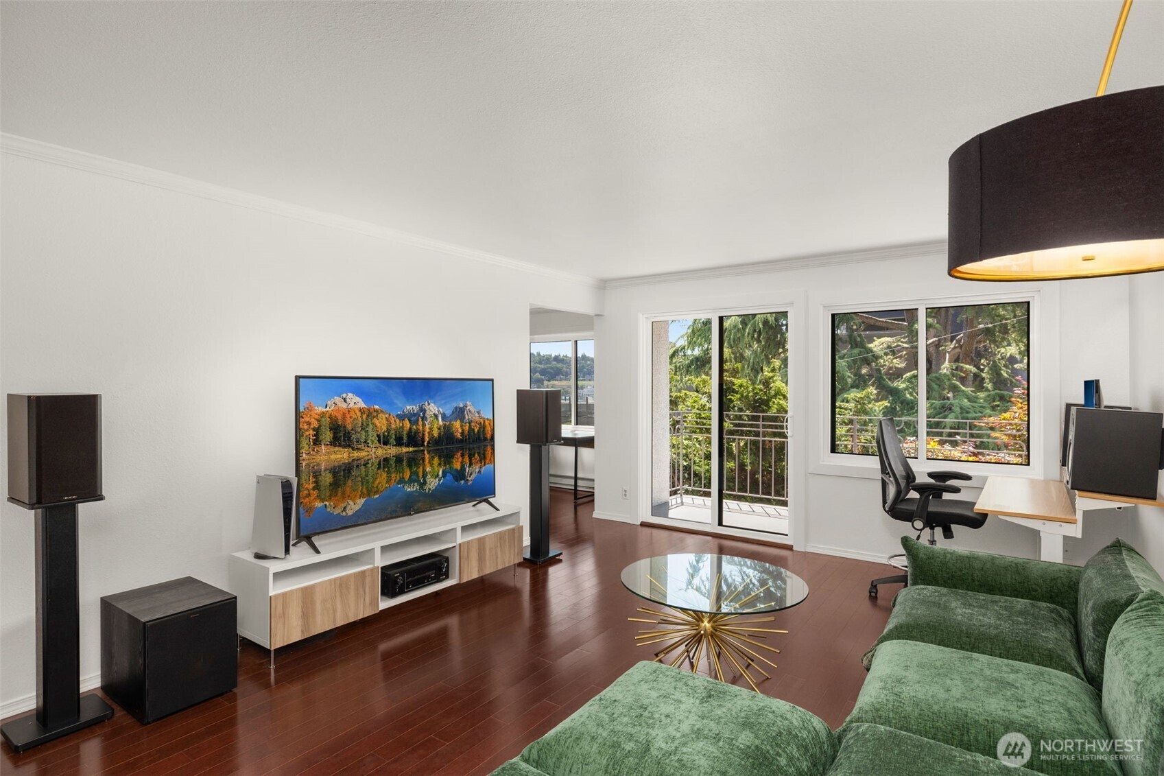 Property Photo: 750 Crockett Street 403 WA 98109