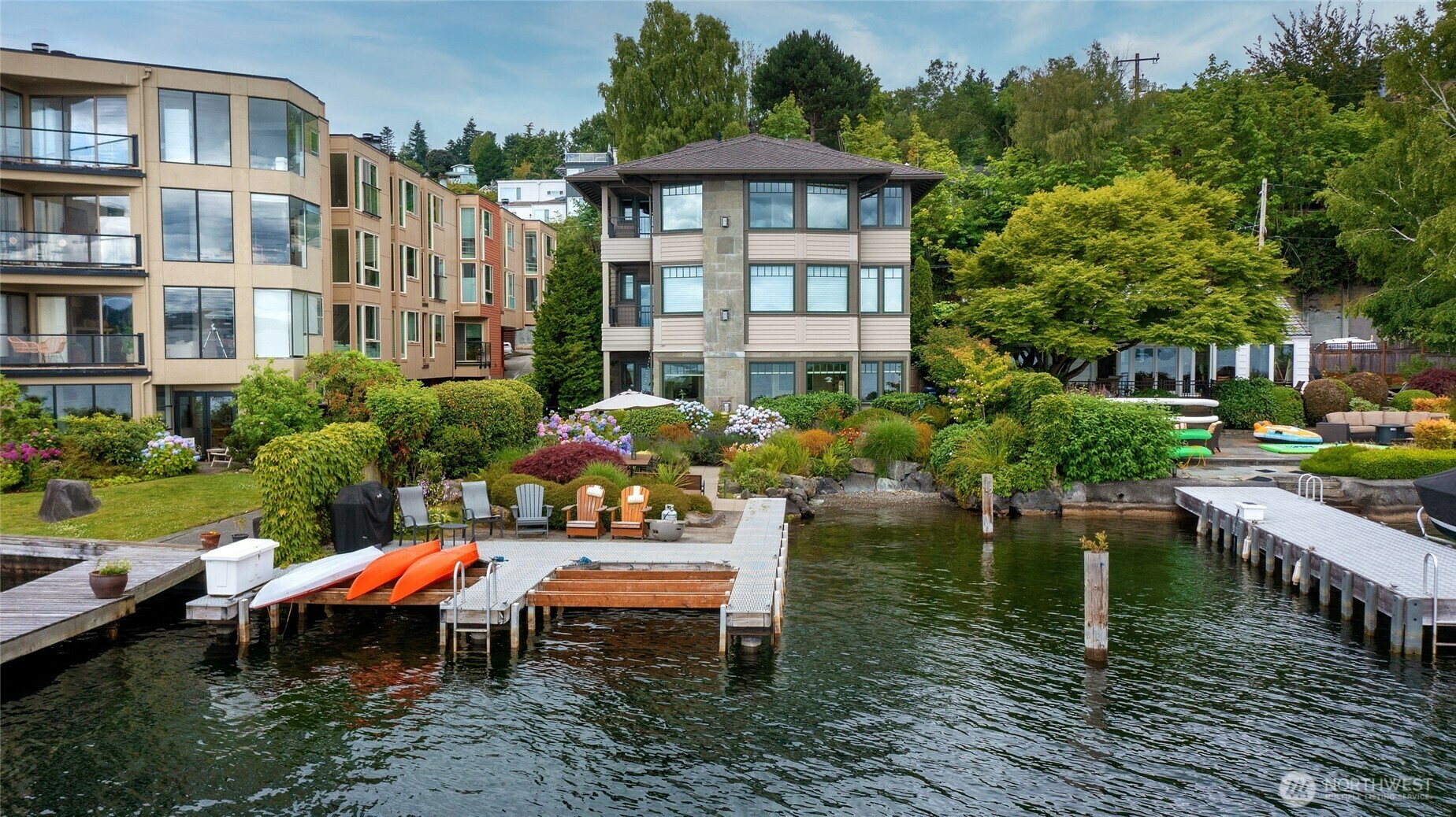 Property Photo: 506 Lakeside Avenue S W1 WA 98144