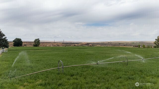Property Photo: 4466 E Hwy 28 WA 98851