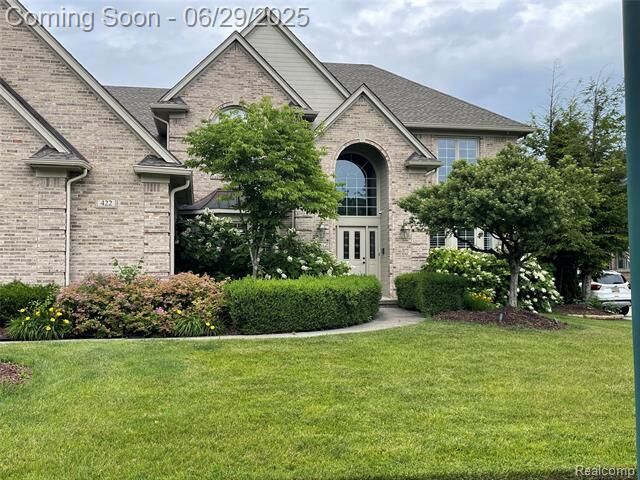 Property Photo: 422 Springview Drive MI 48307