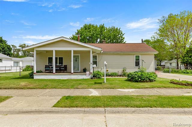 Property Photo:  19200 Roger Street  MI 48122 