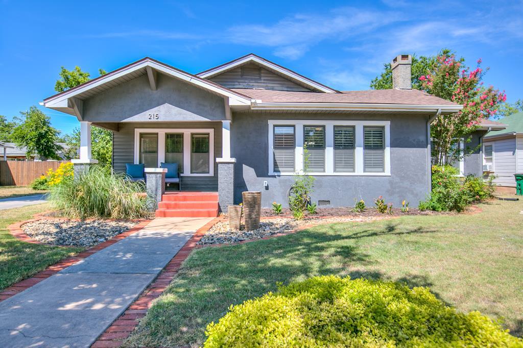 215 S Madison St  San Angelo TX 76901-4038 photo