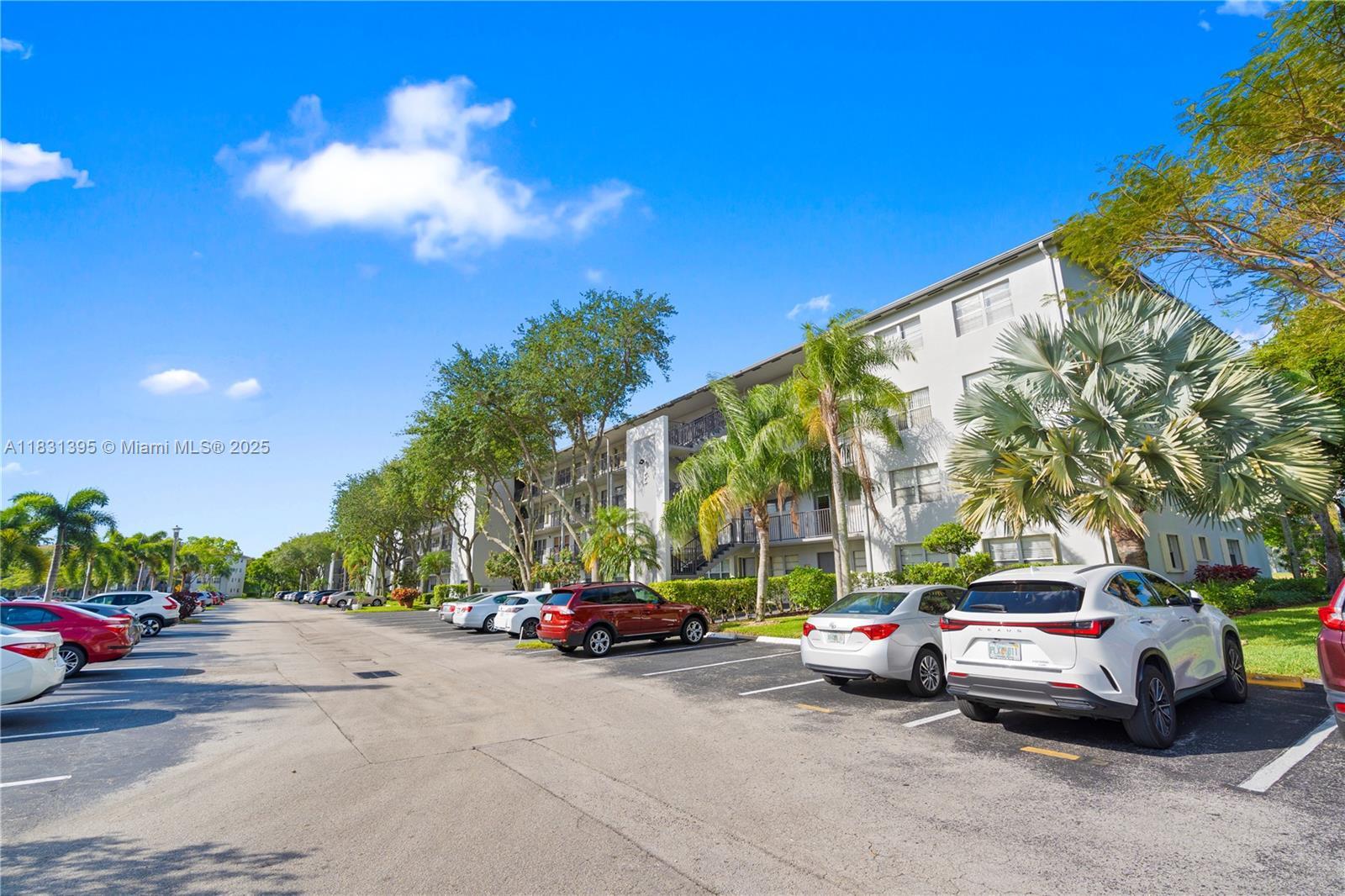 Property Photo: 300 SW 134th Way 413E FL 33027