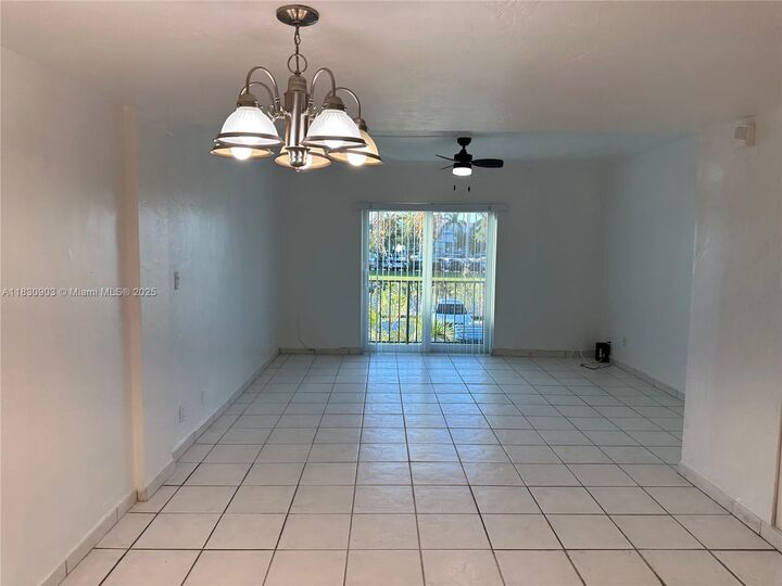 Property Photo:  6707 N Kendall Dr 113  FL 33156 