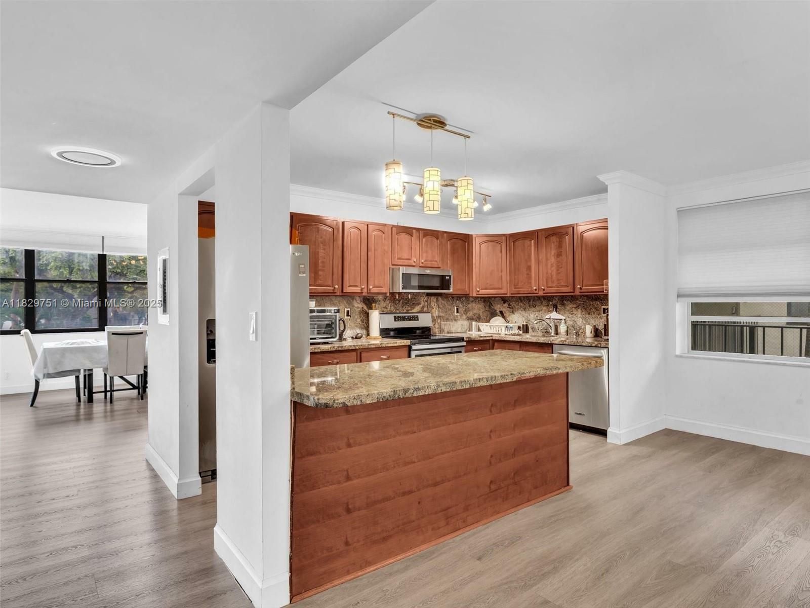 20381 NE 30th Ave 208-7  Aventura FL 33180 photo