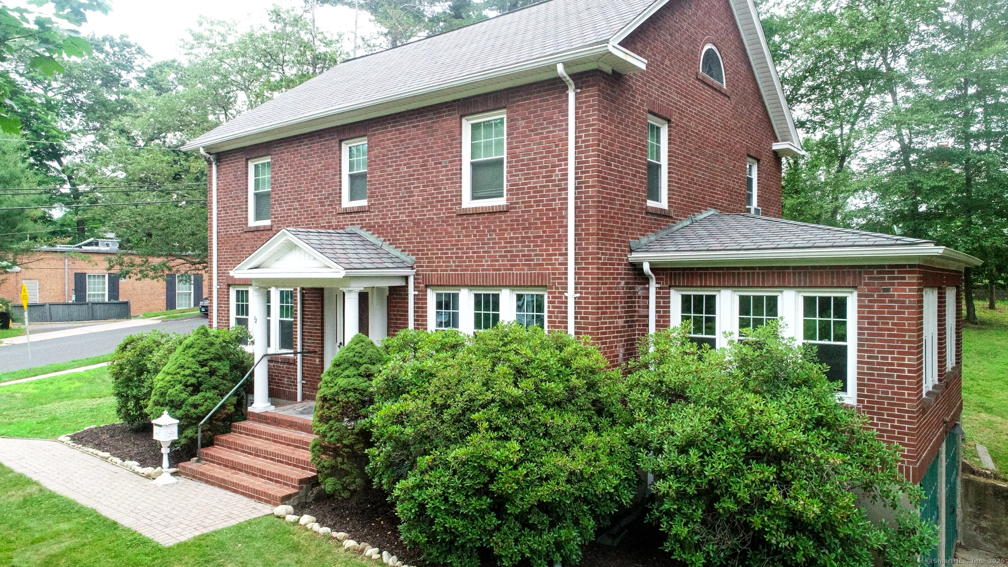 72 Lovely Street  Farmington CT 06085 photo