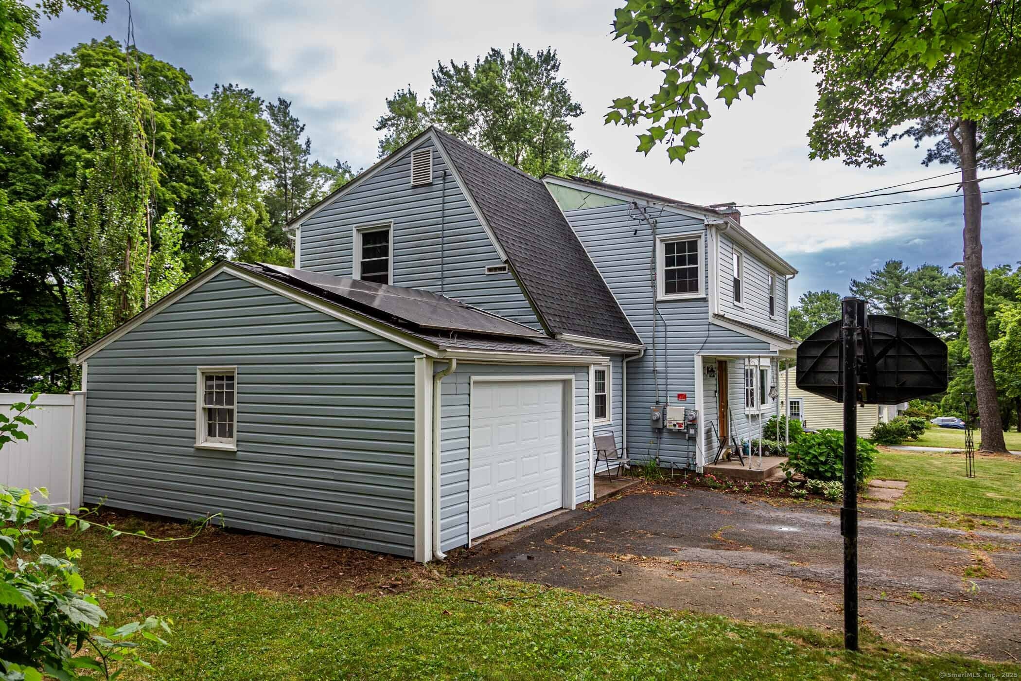Property Photo:  126 Gerald Drive  CT 06066 