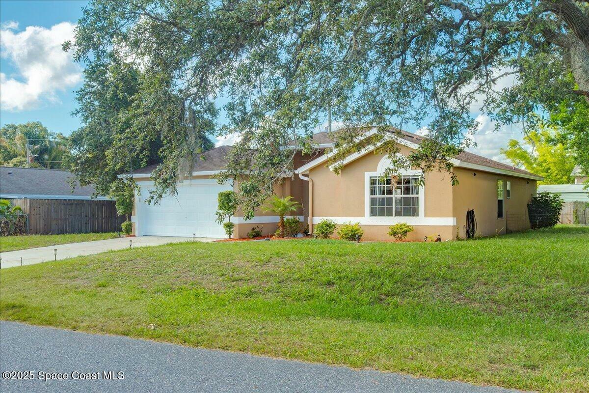 Property Photo: 4535 Tina Street FL 32927