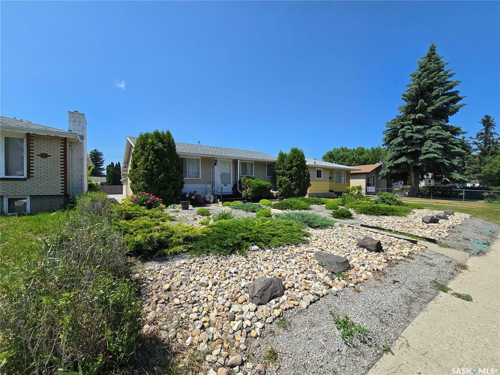 Property Photo: 474 Lorne Street SK S4R 2J4