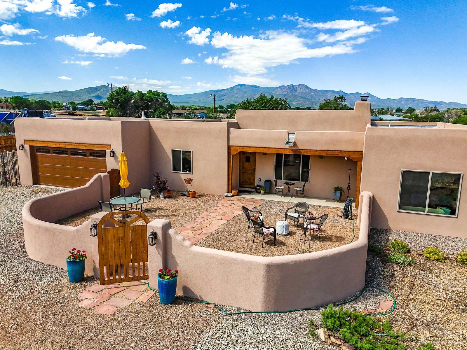 Property Photo: 35 Medina Ln NM 87557
