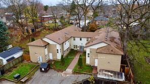 Photo de la propriété:  24 North Street N  ON L4M 2R9 