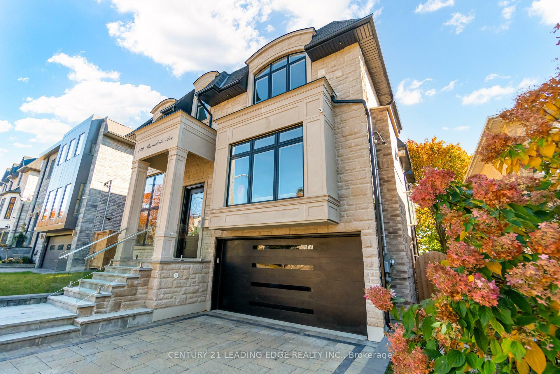 Photo de la propriété:  179 Burndale Avenue  ON M2N 1T1 