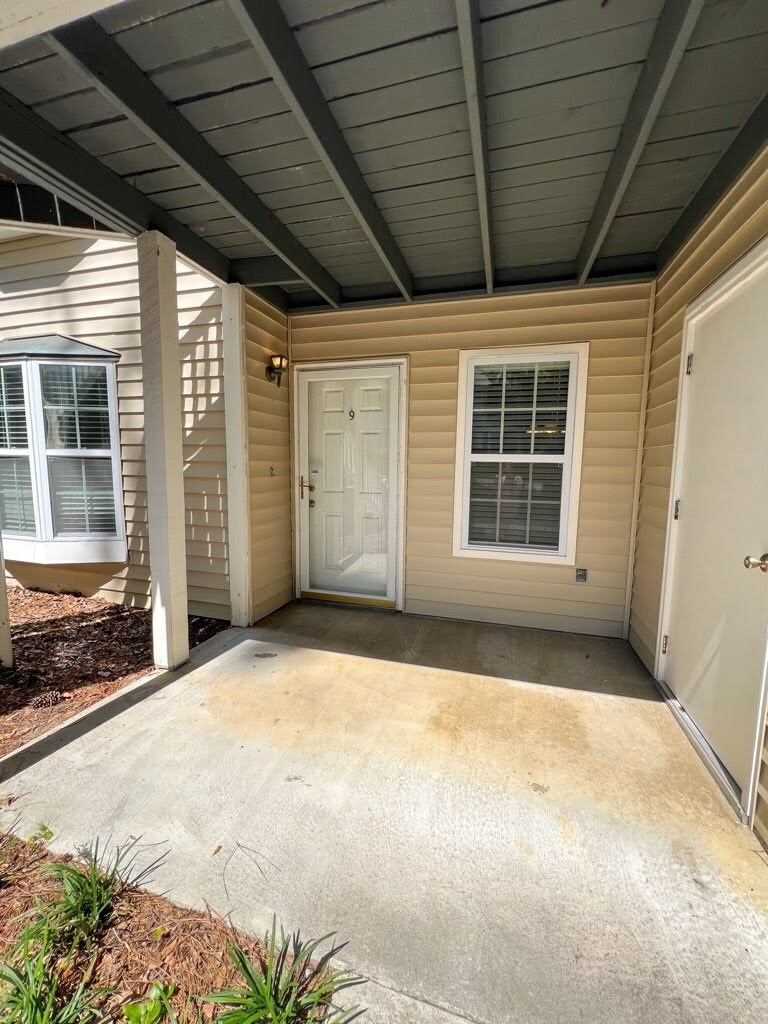 Property Photo: 2092 S Sherwood Drive B9 GA 31602