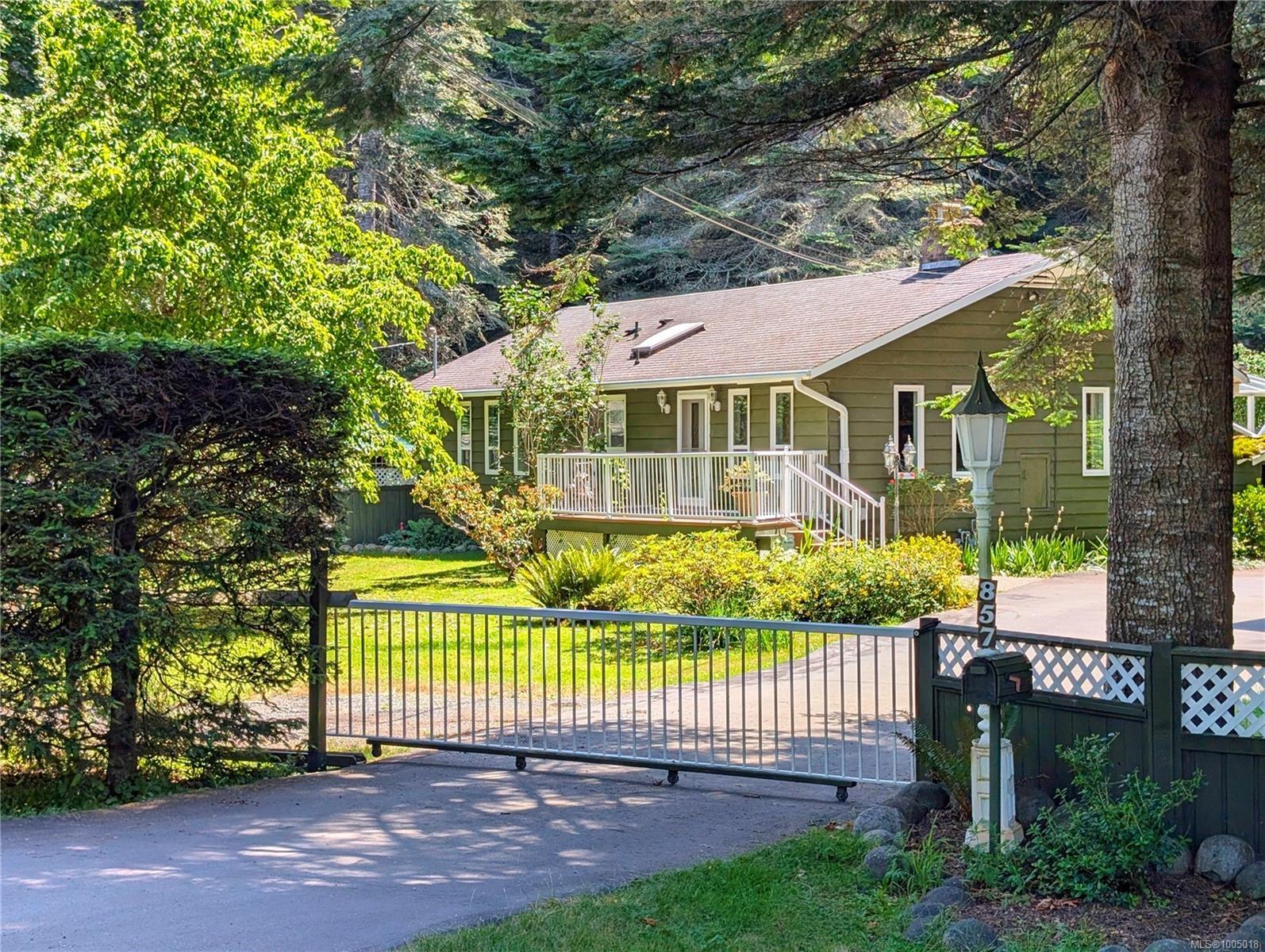 Property Photo: 857 Terrien Way BC V9P 1S9
