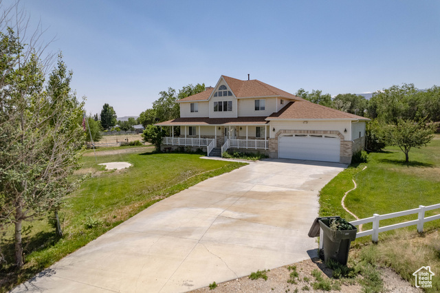 Property Photo: 190 E 600 N UT 84523