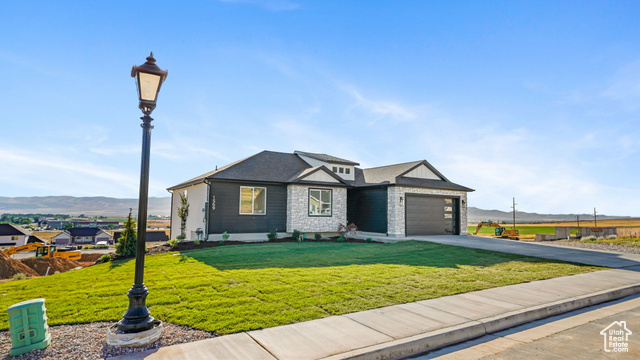 Property Photo: 1569 N 300 E UT 84648