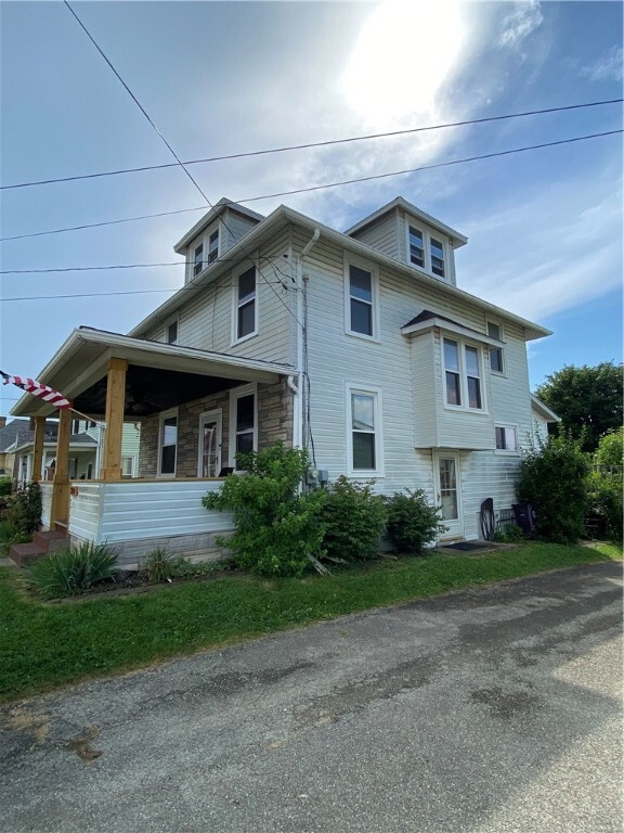 Property Photo: 354 Braddock Ave PA 15401