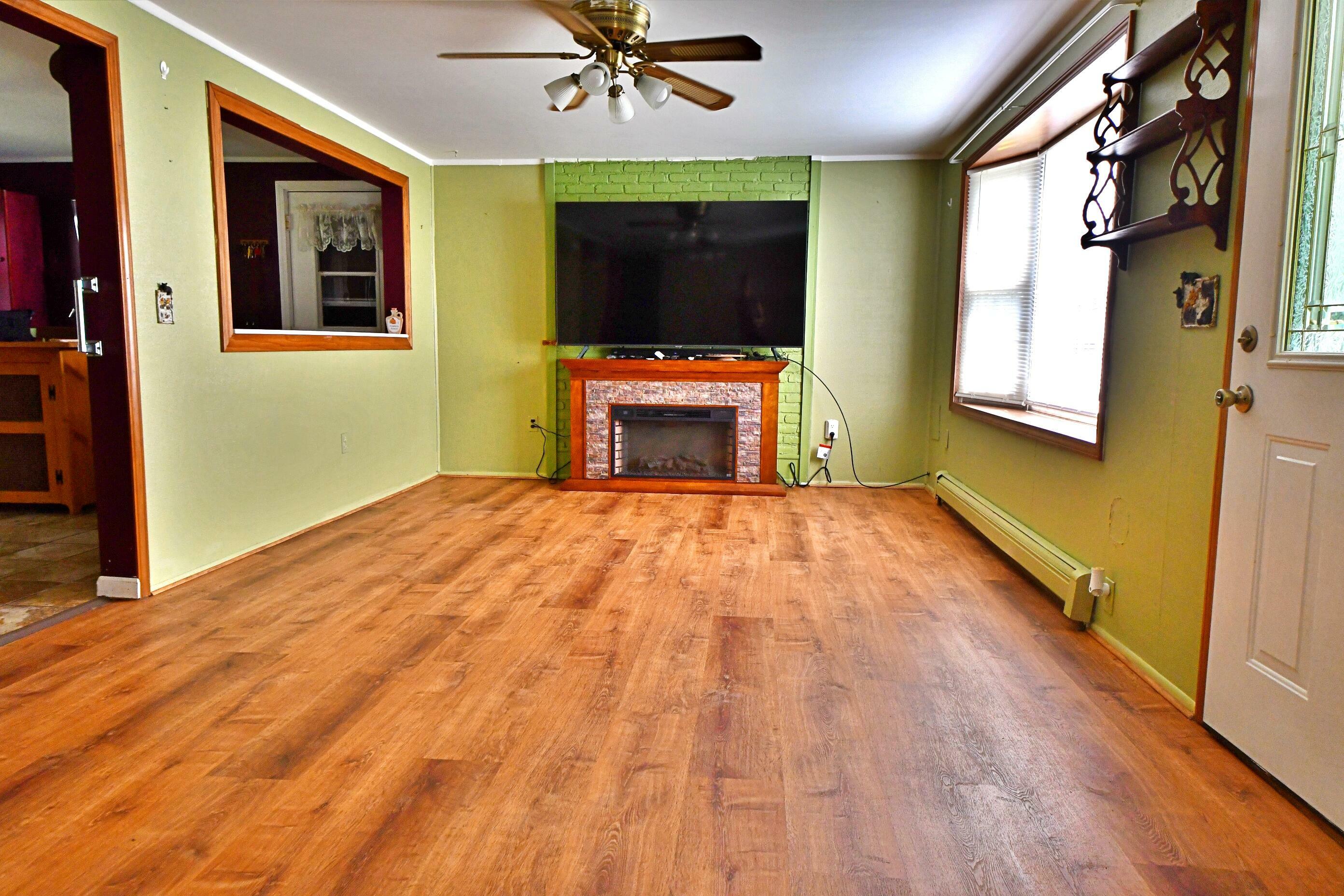 Property Photo:  6771 Clearbrook Dr  MI 48656 