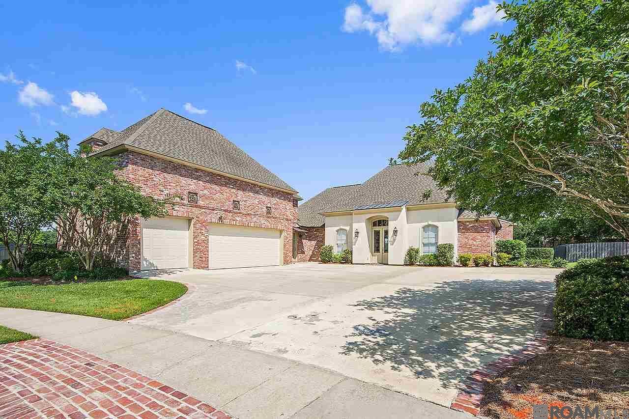 Property Photo:  3226 Coates Crossing  LA 70810 