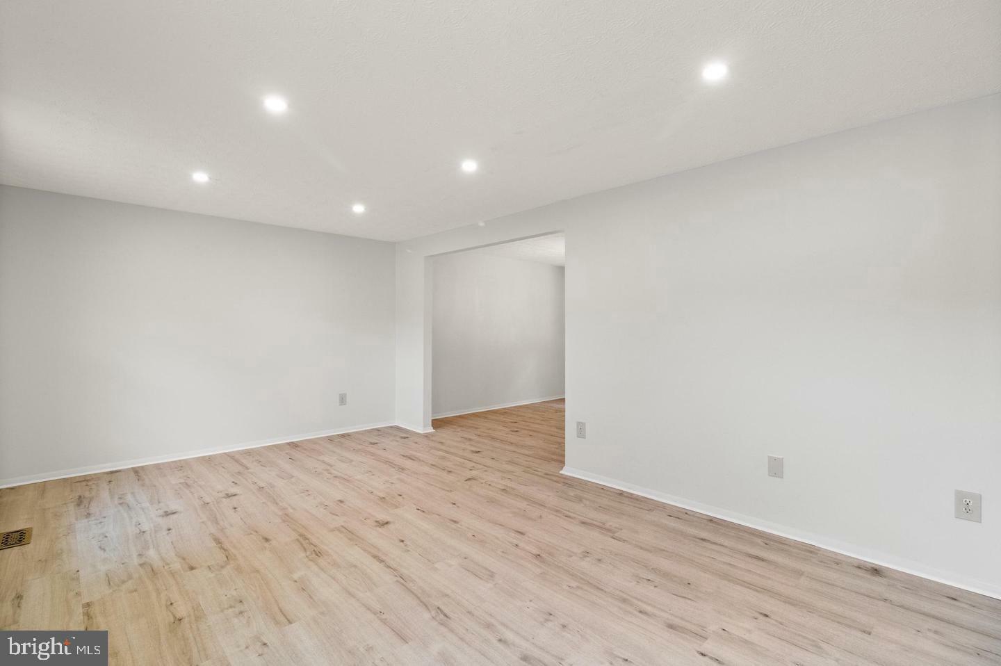 Property Photo:  8084 Winding Way Court  VA 22153 