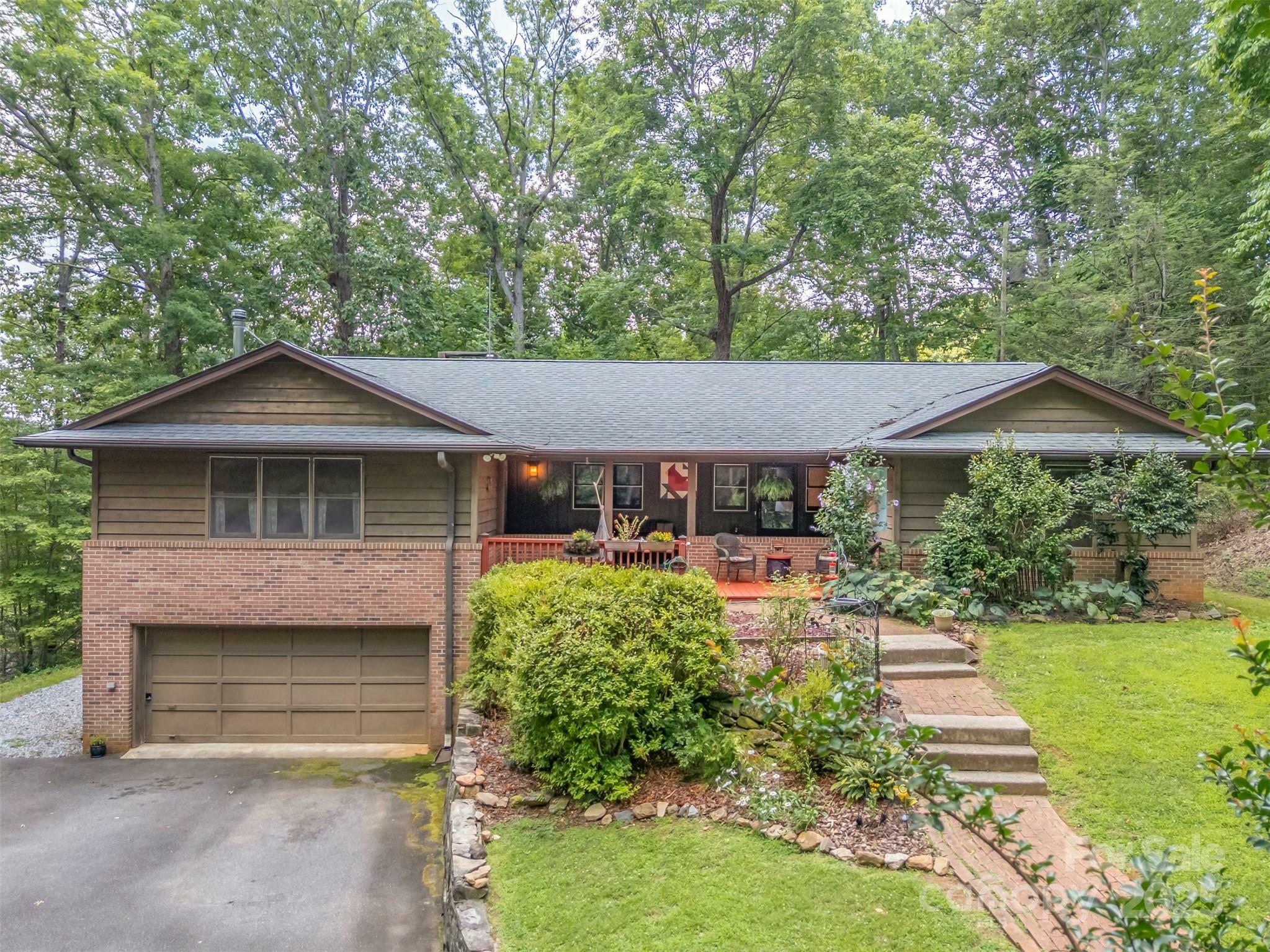 Property Photo:  467 Winners Circle  NC 28782 