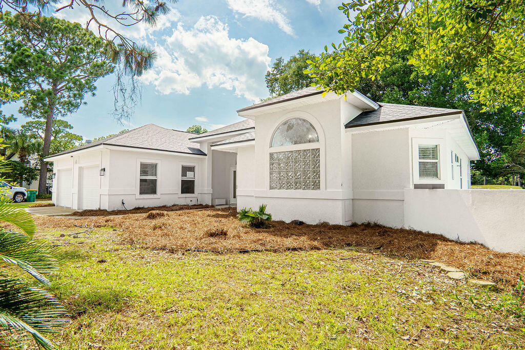 1005 Shalimar Point Drive  Shalimar FL 32579 photo
