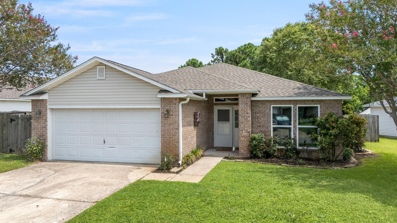 Property Photo: 6318 Heronwalk Drive FL 32563