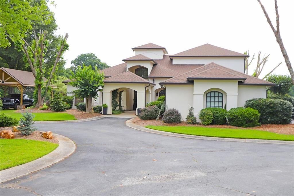 Property Photo: 471 McBrayer Road GA 30113