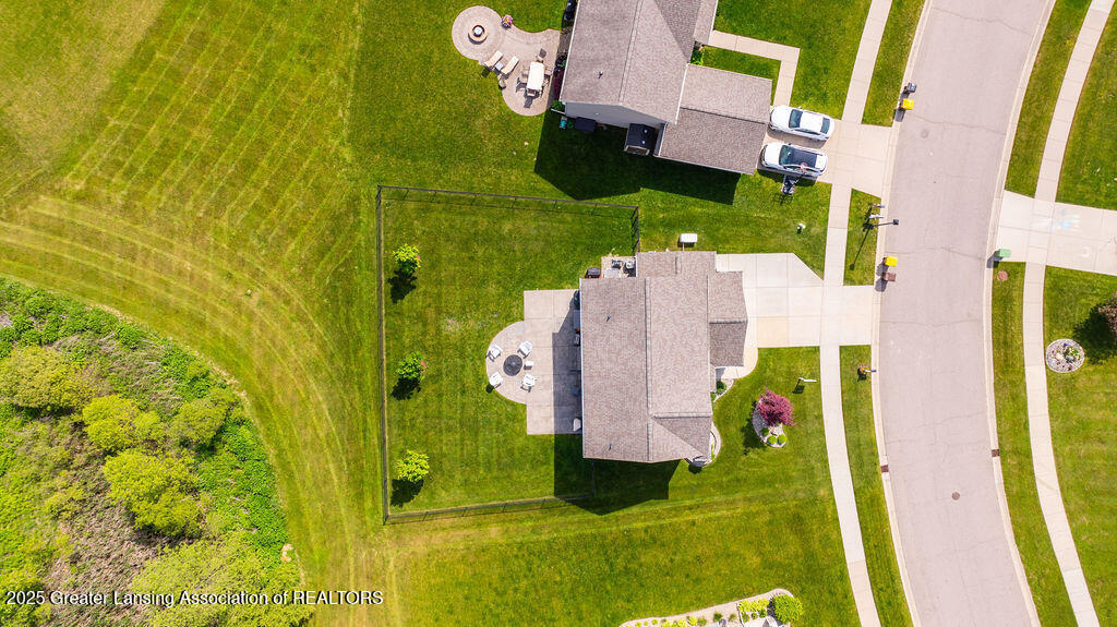 Property Photo: 5940 Boxwood Avenue MI 48842