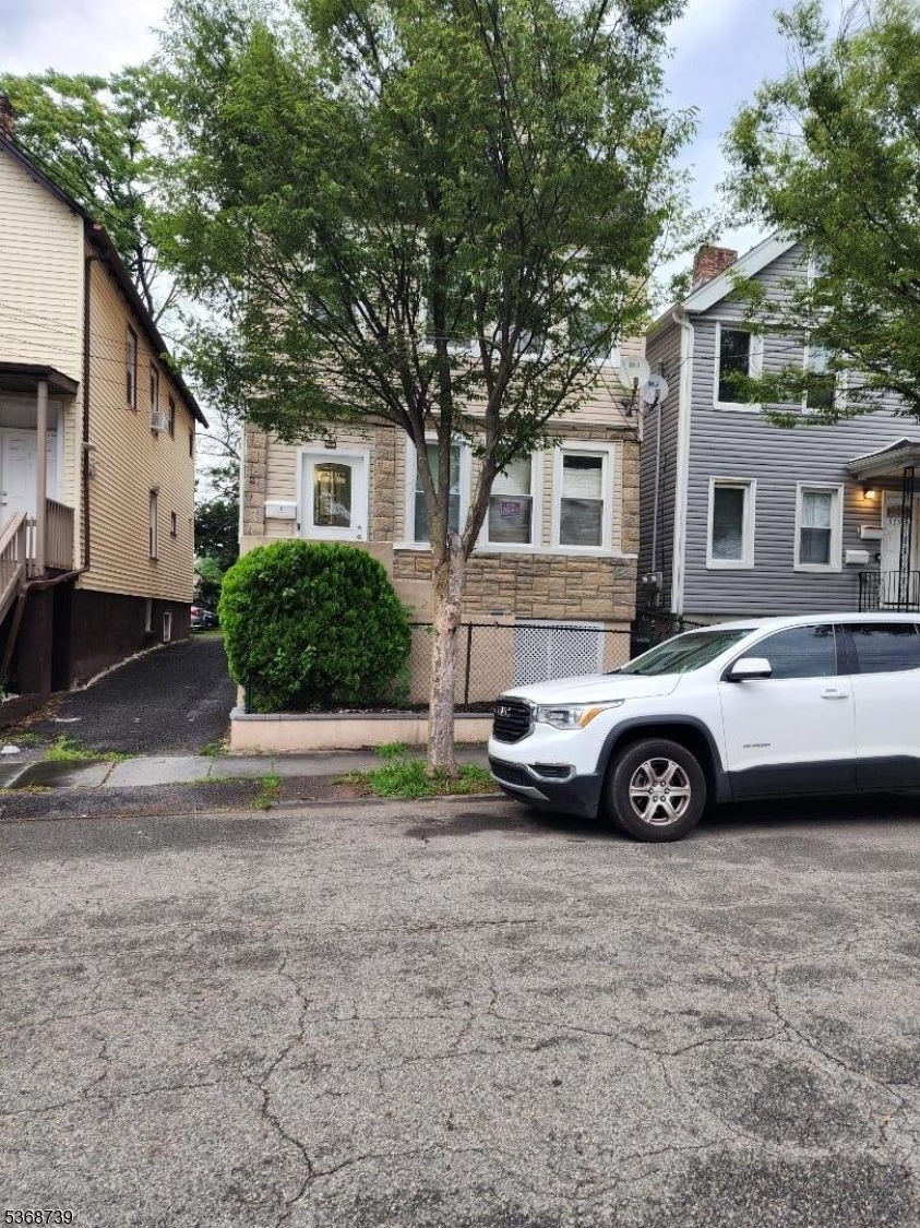 Property Photo: 583 Beach St NJ 07050